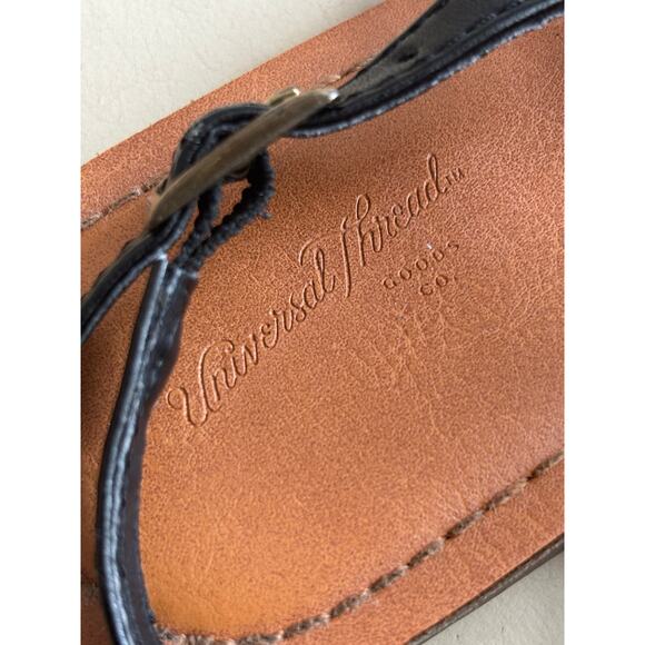 Universal Thread size 8.5 - Criss-Cross Braided Sandals - Picture 5 of 6